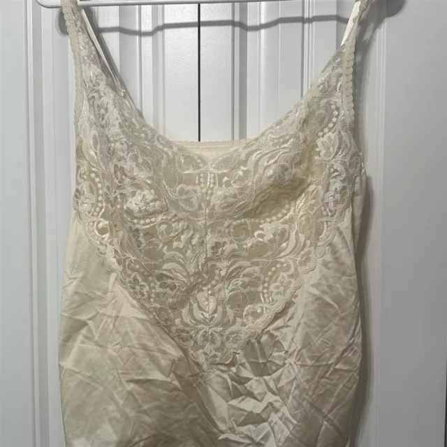 Vintage Vanity Fair Camisole Size 40 Ivory Beige Lace Trim Nylon Set of 2 3