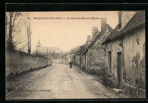 CPA Ricquebourg, La Grande-Rue et l´Eglise