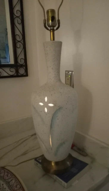 Textured MCM Lighted Base Lamp w Abstract Flower Art.
