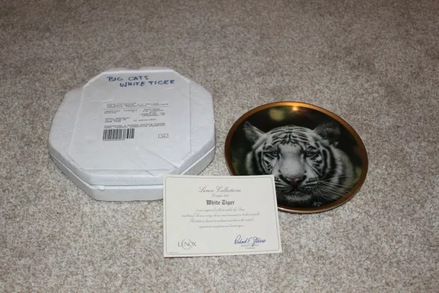 BHG-Lenox Collectiable Plate Big Cats, White Tiger with COA & Box