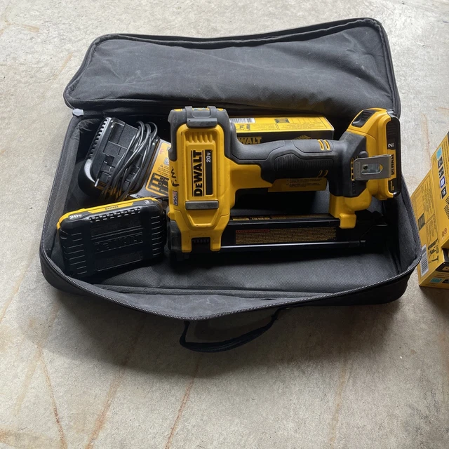 DEWALT 20V ROMEX stapler cordless with staples 275.00 PicClick
