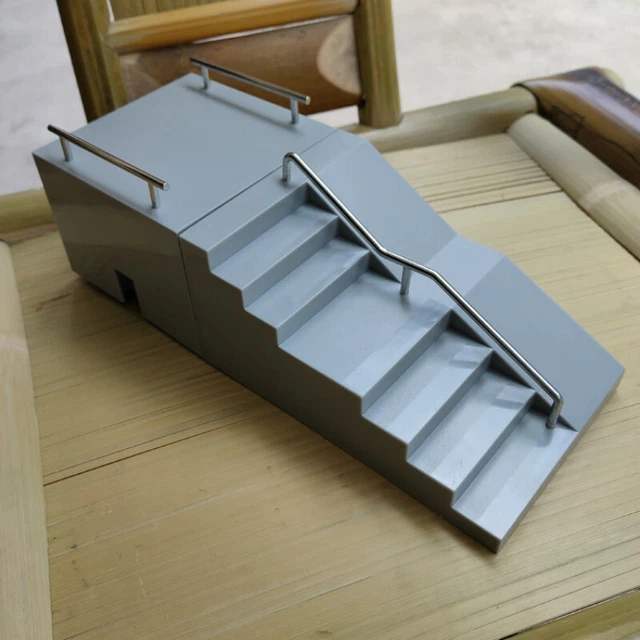 MINI FINGERBOARD SKATE Park Ramp Parts Tech Deck Kids Toy Gifts