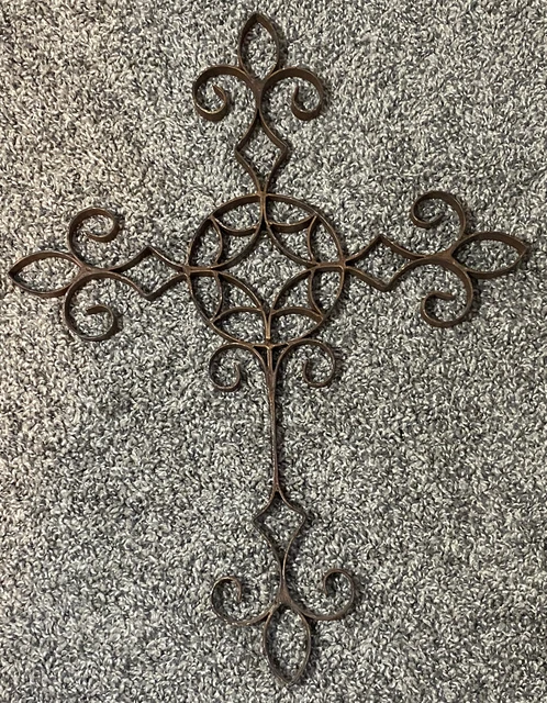 Southern Living At Home Franciscan Cross 40619 Distressed Renaissance Style