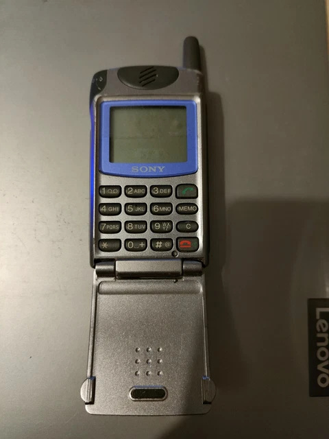 Sony CMD Z5 Retro Vintage Mobile Phone