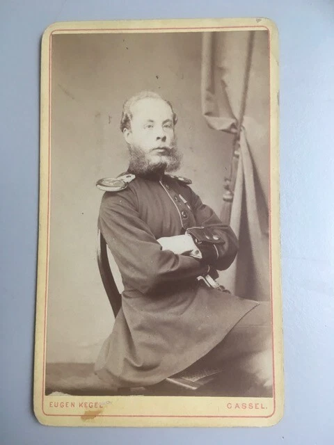 CDV, Soldaten-Portrait vom Regiment 11, Offizier, Foto-Atelier Kegel, Cassel