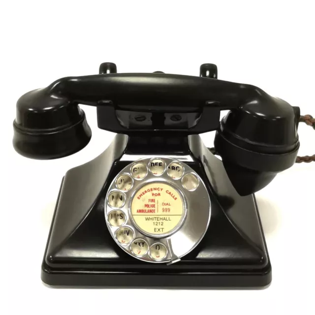 Pyramid Bakelite Telephone Vintage RMF02-RH