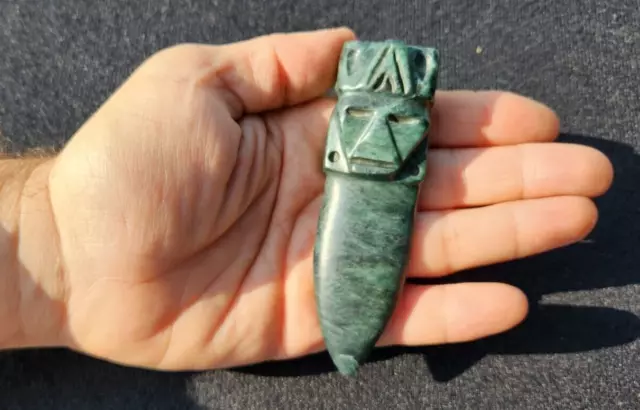 Mexican Pre Columbian Aztec Maya Olmec style green Stone Jade Knife Face Pendant