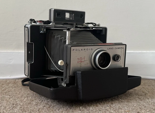 POLAROID 101 AUTOMATIC Land Camera Instant Camera Vintage 1960's