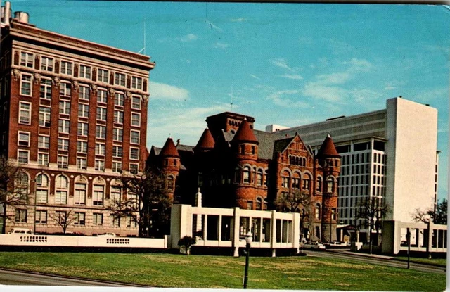 Chrome Postcard Dallas County Court House Texas TX JFK Assassination Site UNP