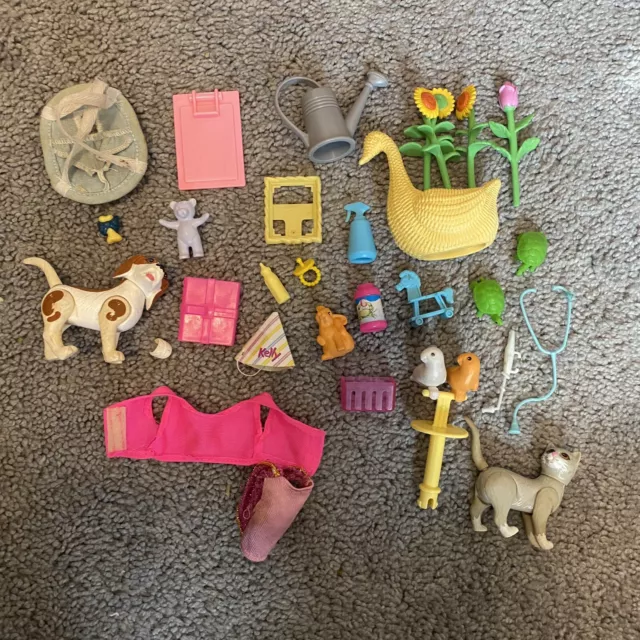 VINTAGE 90'S BARBIE Kelly accessories, Vet, Animals, Furniture, 32