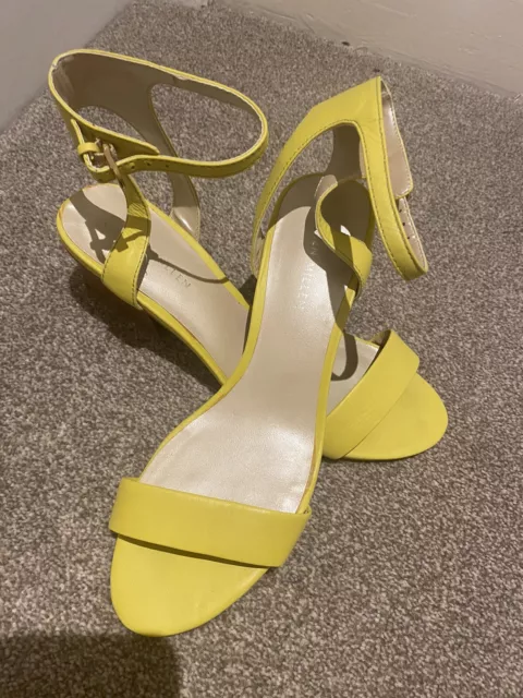 KAREN MILLEN LEATHER Lime Yellow Colour Ankle Strap Mid Heeled Shoes Size 39 21.99 PicClick UK