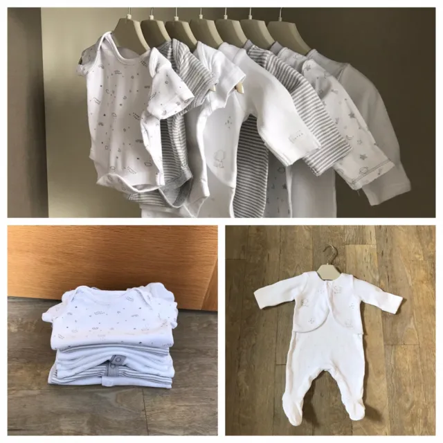 Tiny/Early/ Premature Gender Neutral / Unisex Boy / Girl Baby Clothes Bundle.