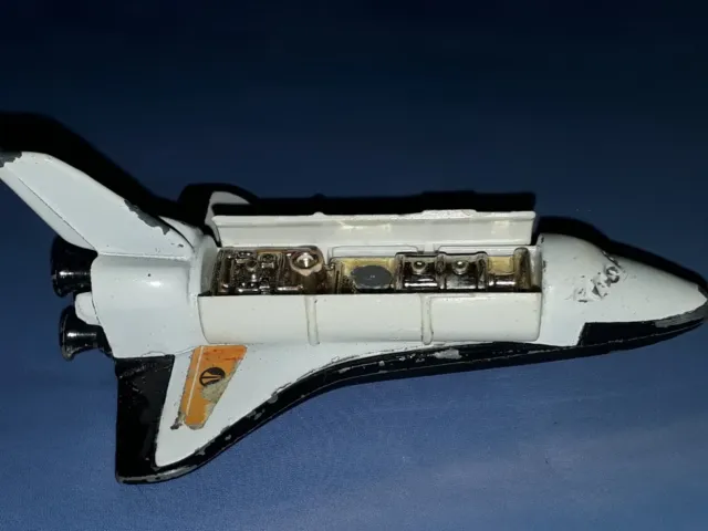 Corgi junior toys navette james bond 007 film espion ciné moonraker NASA espace