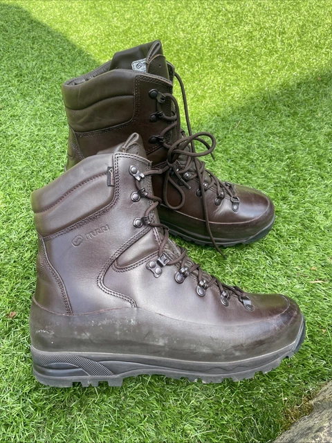 British Army Iturri Brown Combat Boots - Goretex - Cold Wet Weather