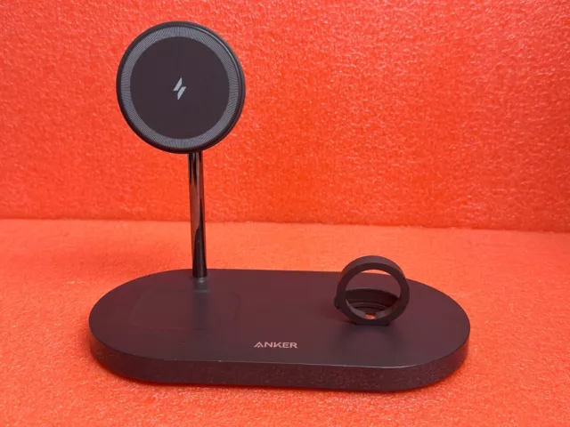 Anker Wireless Charging Station 533 Magnetic Wireless Charger 3-in-1 stand A2597