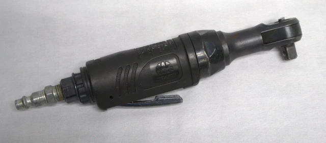 Mac Tools AR7760A 1/4" Drive Black Rubber Handle Air Ratchet Pneumatic Tool