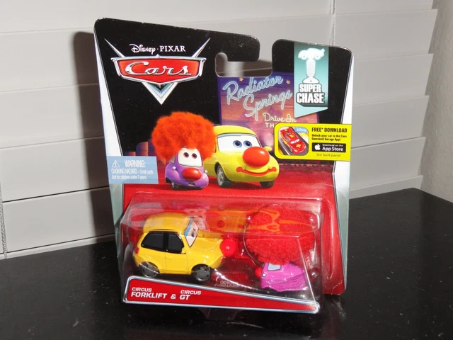 Disney Pixar Cars 2015 Super Chase Circus Forklift & Circus Gt Diecast
