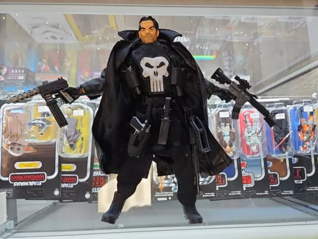 Marvel Studios Collector Edition The Punisher 12-inch doll 2004 ToyBiz