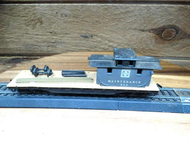TYCO HO Santa Fe Railroad Service Maintenance Car 934