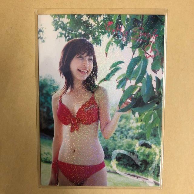 Japanese gravure idol Mayumi Ono card BOMB 01