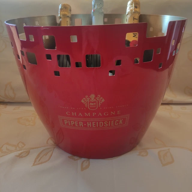 Seau à Champagne Piper Heidsieck - Rouge Transparent - Plastique - Occasion