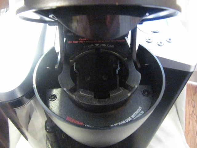 Keurig K60 Special Edition Single-Cup Brewing System Coffee Maker 60 Oz. Black 3