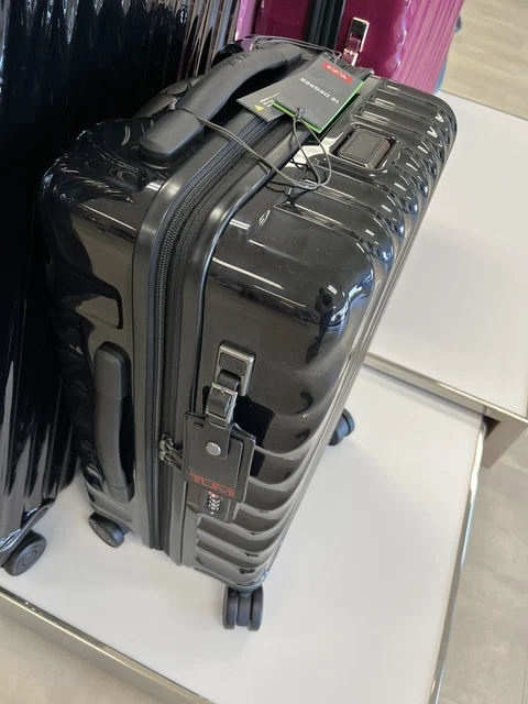 NWT 🌸TUMI  19 Degree Carry-On Expandable International Black
