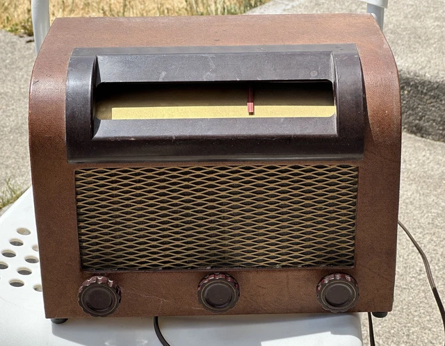 1947 Telephone Radio Corporation Federal Model 1032T Radio Tube For Parts