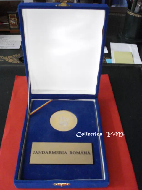Coffret Prestige GENDARMERIE ROUMAINE / JANDARMERIA ROMANA.