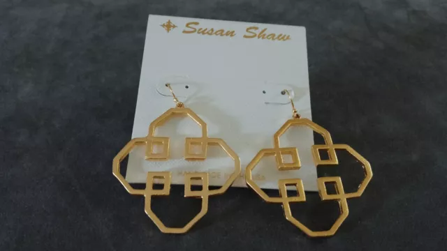 Susan Shaw Geometric Outline Gold Tone Drop Earrings.