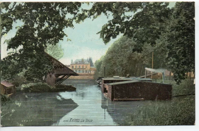 REIMS - Marne - CPA 51 - Vesle Canal Batellerie  bords de la vesle bateau lavoir