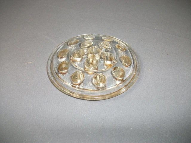Vintage Blumen Frosch - Transparentes Glas - 16 Löcher - Sehr Schwer - 5 " Wide