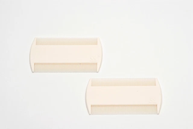 4 Pieces White Double Sided Nit Combs for Head Lice Detection 3