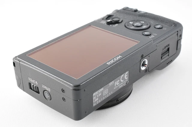 [Top MINT inBox SH:4067] RICOH GR II 16.2MP APS-C Digital Camera From JAPAN 391 8