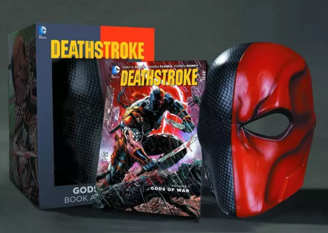 Tony Daniel SIGNED Deathstroke The Terminator Book Mask Set GODS OF WAR CW Arrow