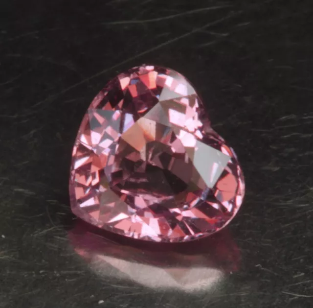 MALAYA - GRANAT    tolle Farbe    1,74 ct