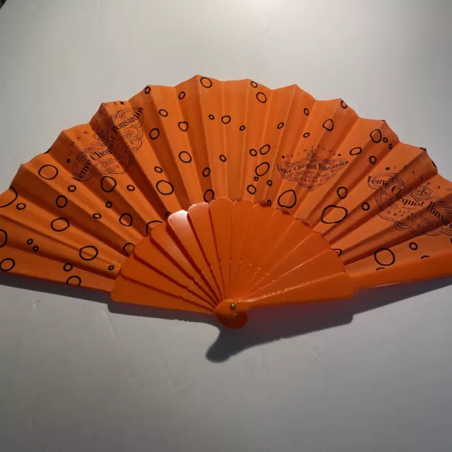 Asian Hand Fan￼ plastic￼ zak