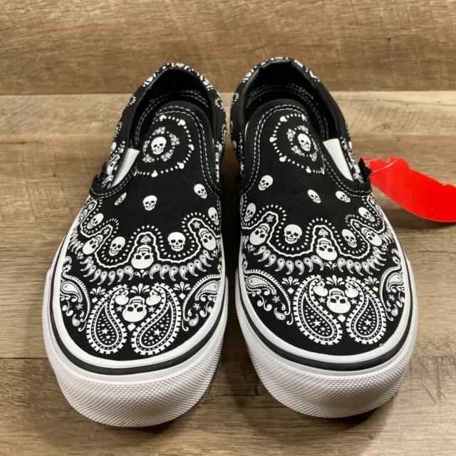 VANS Slip On Bandana Skulls Paisley Black Skate Shoes Mens 5.5 Womens 7 NEW