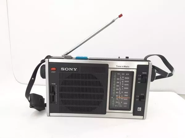 SONY Vintage 3 Band Radio ICF-5350  FM/MW/SW  Power confirmed japan F/S