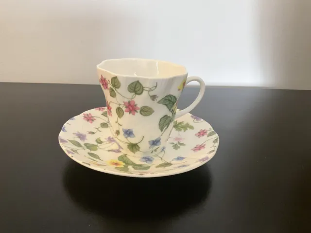 Queens Country Meadow Cup & Saucer England Bone China 3” X3” pristine