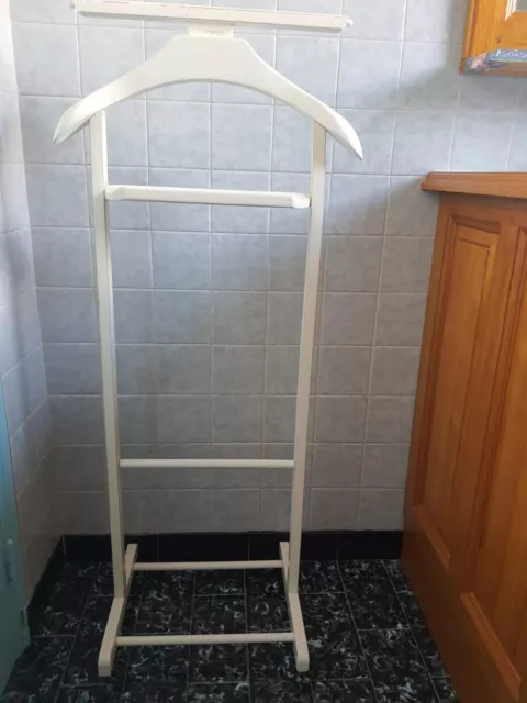 Valet de chambre à roulettes vintage  REGUITTI bois blanc laqué mat