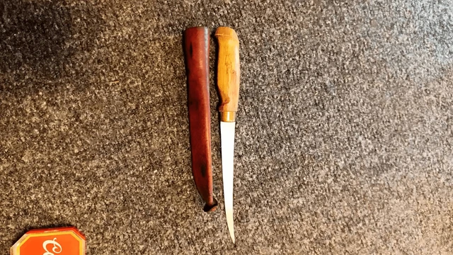 Early model J Martin Rapela fillet k knife