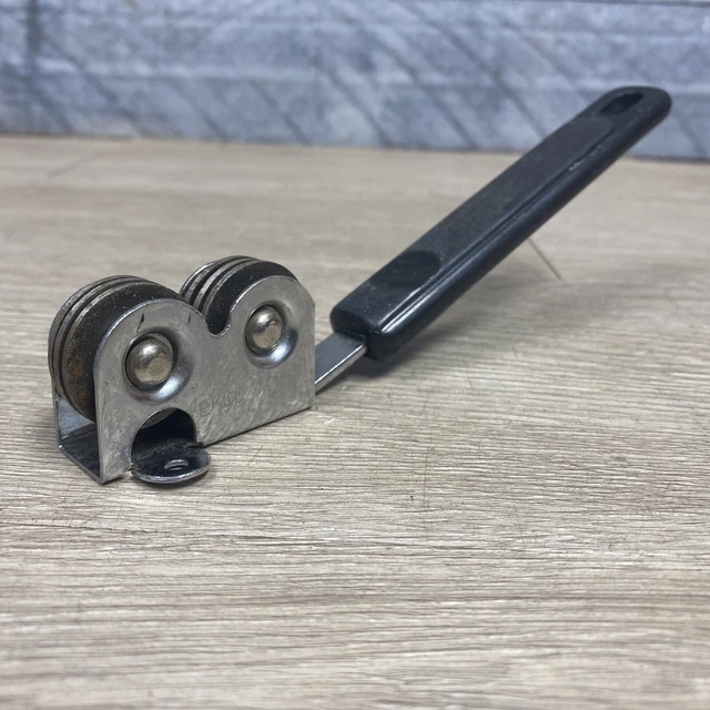 Vintage Hanging Knife Sharpener EKCO D5 Vintage Hanging Knife Sharpener EKCO D5