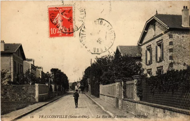 CPA Franconville (Seine-et-Oise) - La Rue de la Station (290910)