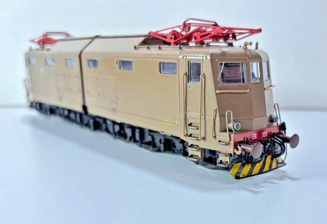 Locomotive Acme 60196 – FS E444R, époque 5, échelle HO