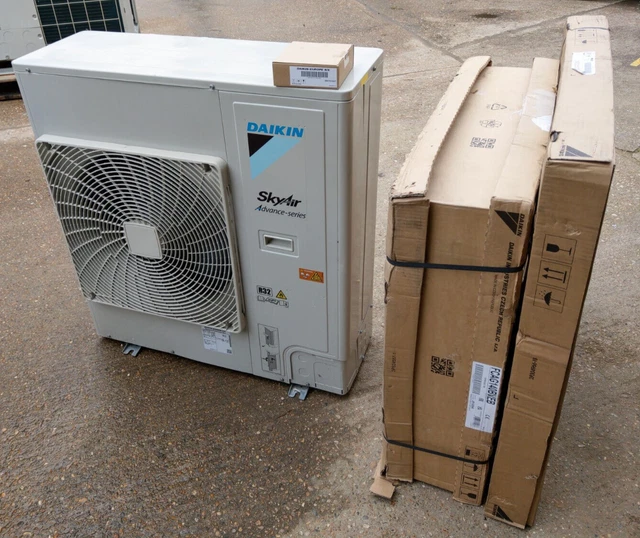 Daikin Air Conditioning Casstte system 14Kw Heat Pump R32 400v 3ph Complete