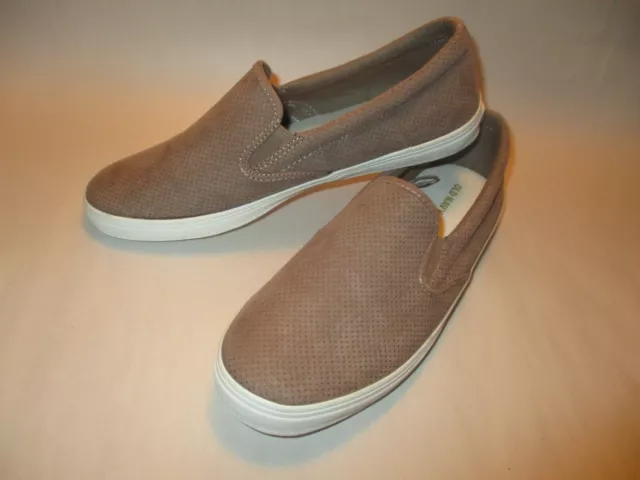 Old Navy Womens 9M Perforated Faux Suede Taupe Color Cushioned Slip on Sneakers 2