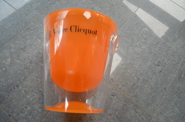 Seau à Champagne Veuve Clicquot Vintage – Orange, En Plastique, état Correct