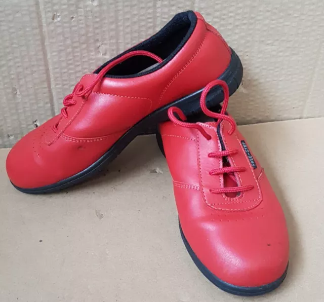 Freestep lace up shop shoes