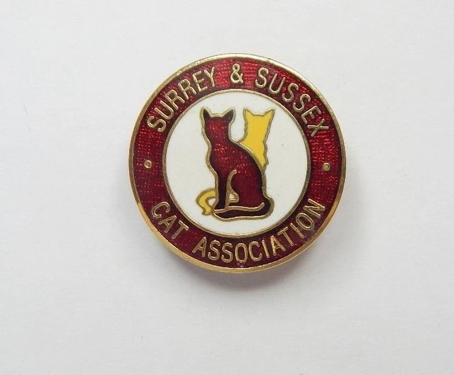 Surrey & Sussex Cat Association Enamel badge 2 cm Dia